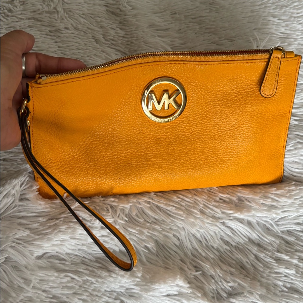 Michael Kors  Wristlet Clutch